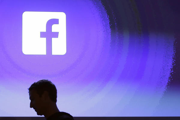 FEJSBUK PONOVO PAO: Društvena mreža ne funkcioniše, korisnicima izlazi samo OVO obaveštenje (FOTO)
