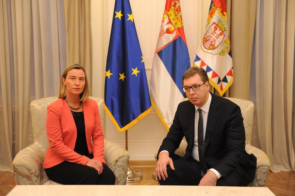 Predsednik Srbije Aleksandar Vučić sastao se sa šeficom diplomatije EU Federikom Mogerini  
