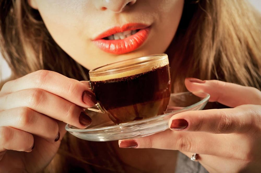Ljudi koji su pod stresom ispijaju velike količine kafe u toku dana  