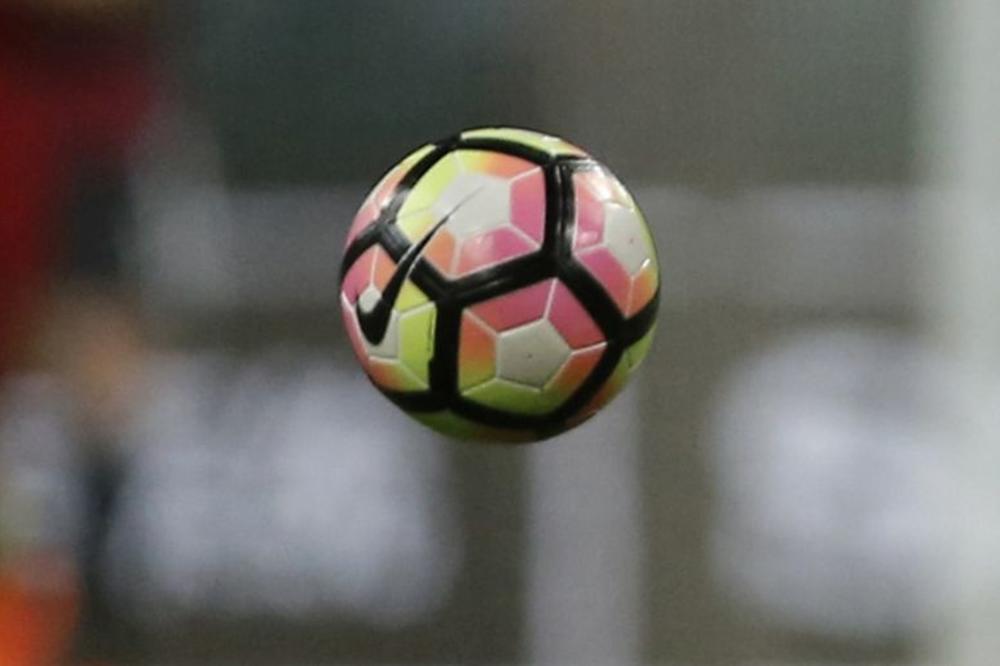 TEŠKA KATASTROFA U ITALIJI: 21 zaražen fudbaler u klubu, utakmica odložena!