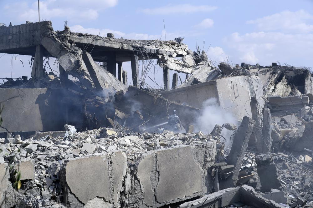 SIRIJA U RUŠEVINAMA, DECA UPLAKANA! Pogledajte potresne prizore iz bombardovane zemlje (FOTO)