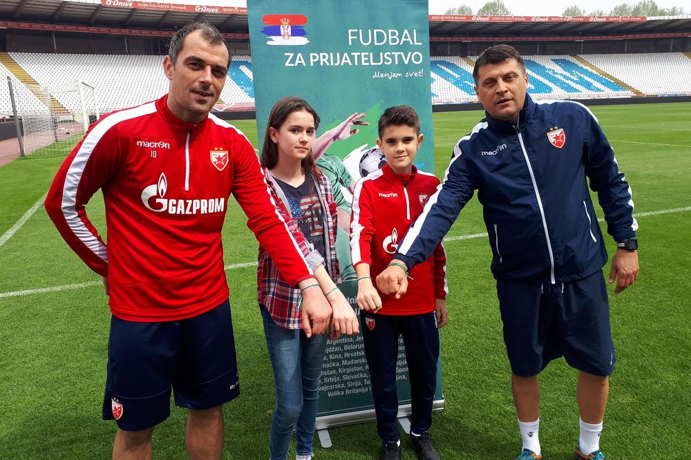 Specijalni gosti na Marakani: Milijaš i Milojević pružili podršku najmlađim putnicima u Rusiju! (FOTO) (VIDEO)