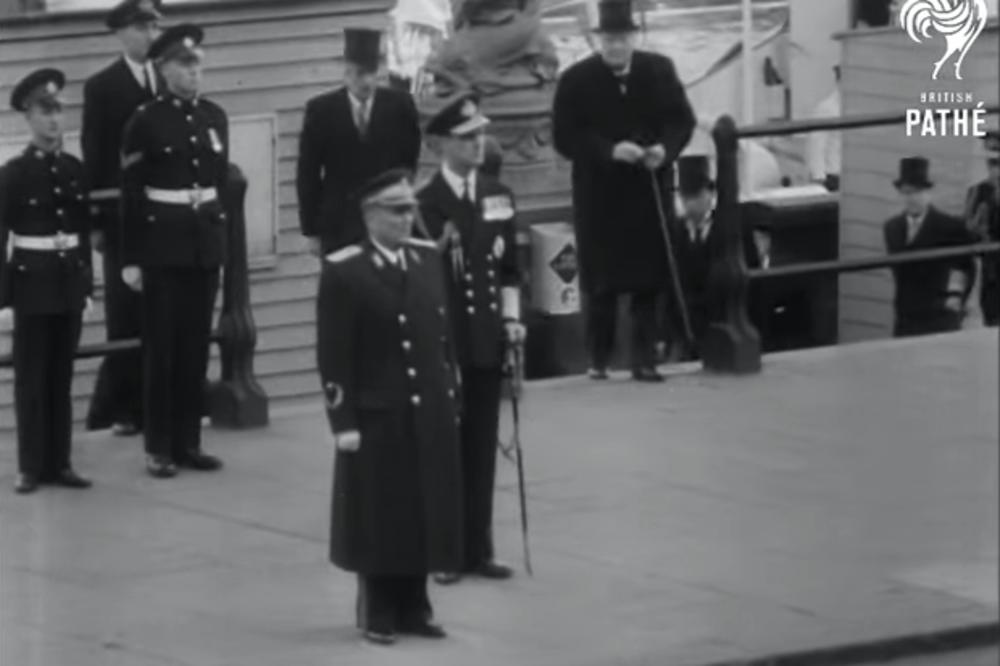 DOČEKALI GA ČERČIL, PRINC FILIP I ELITNI BRITANSKI ODREDI : Pogledajte kako je izgledala TITOVA POSETA LONDONU 1953! (VIDEO)