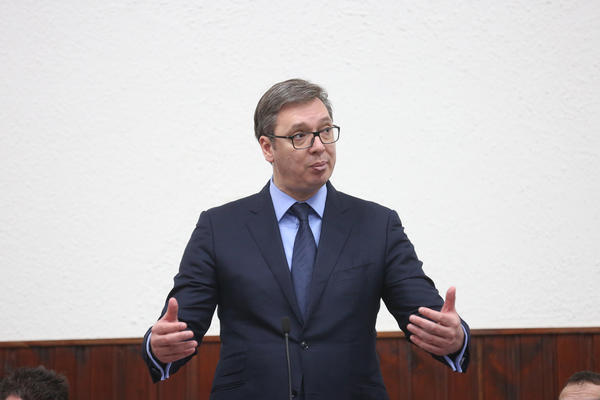 VUČIĆ: Srbija želi više aktivnosti u Dunavskoj komisiji