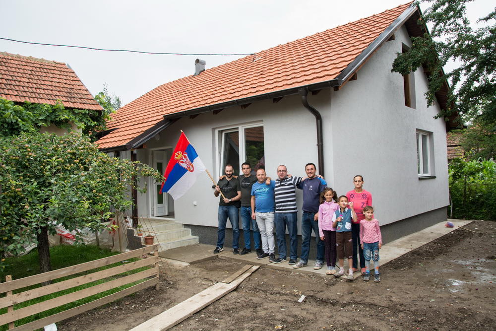 Šestočlana porodica Pržić sa Kosova   