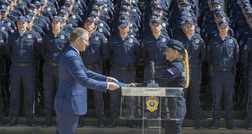 U radni odnos u Ministarstvo unutrašnjih poslova primljeno je više od 1.000 diplomiranih studenata Kriminalističko-policijske akademije     