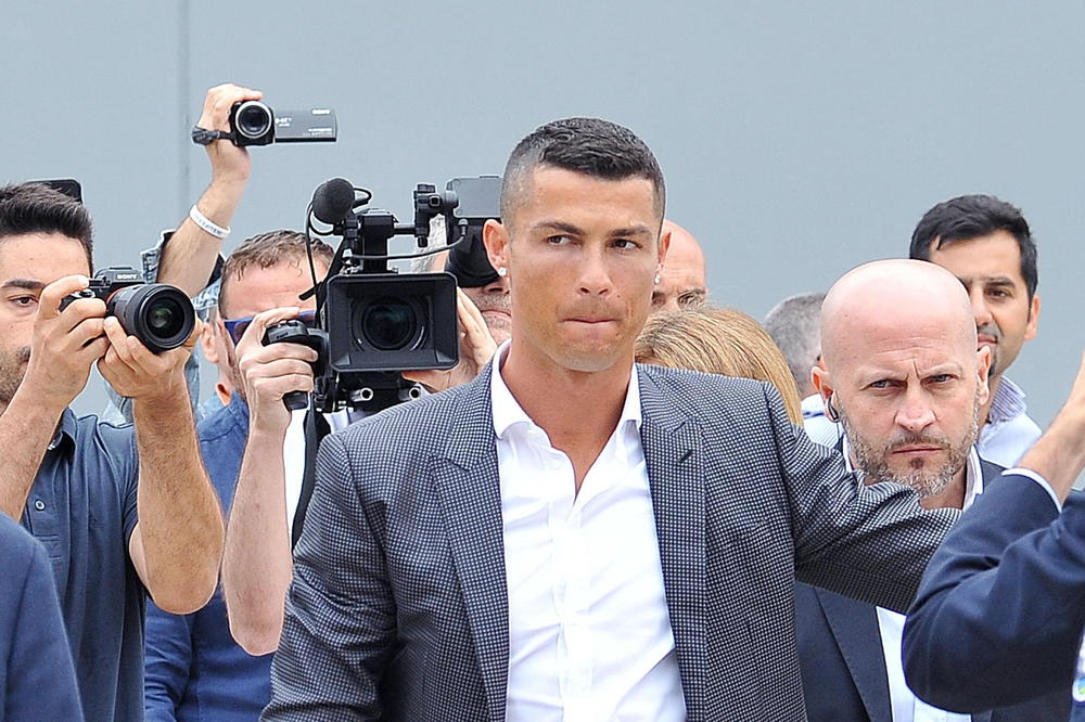 TORINO JE DOČEKAO SVOG NOVOG HEROJA! Kristijano Ronaldo stigao na prvi trening Juventusa! (VIDEO)