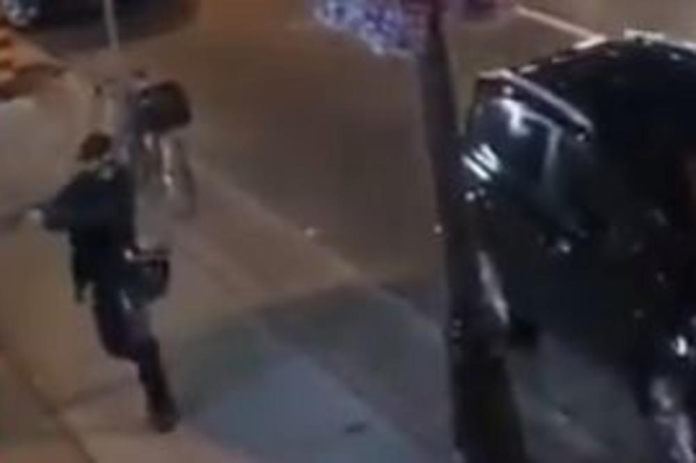 MASAKR U TORONTU! Napadač u crnom odjednom izvadio oružje i počeo da puca: Dvoje mrtvih, 13 ranjenih, policija blokirala grad (VIDEO NAPADA)