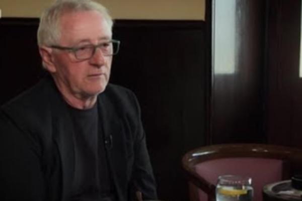 Evo kako je Oliver Dragojević govorio u gostovanju kod MINIMAKSA pre skoro 40 godina! (VIDEO)