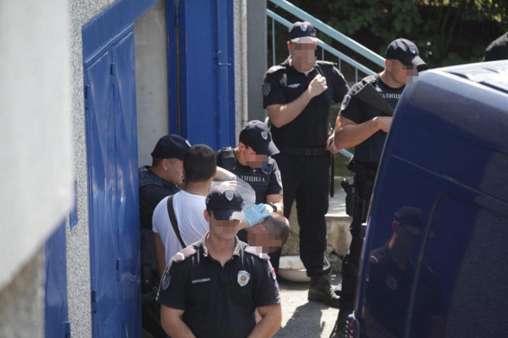 ČEKA IH PADINJAK: Po kratkom postupku izrečene presude Torcidašima koji su divljali u Srbiji, 14 ih ide u zatvor!