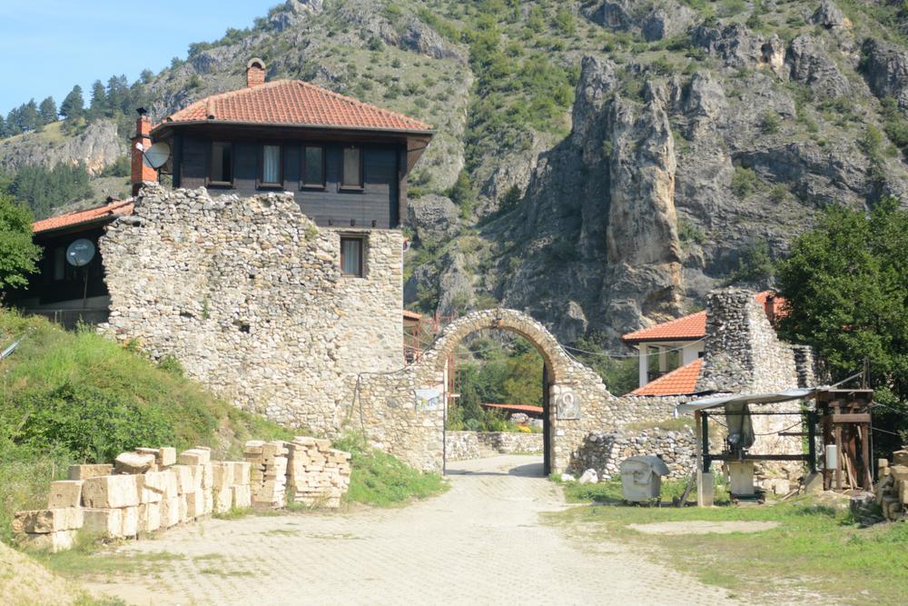 Ulaz u manastirski kompleks  
