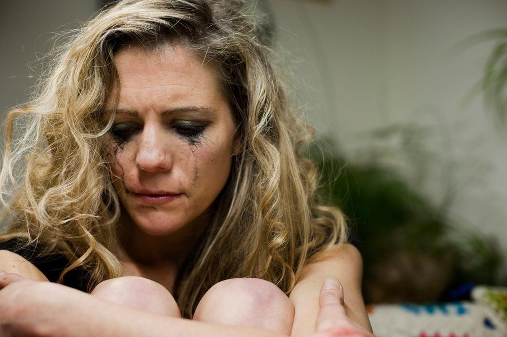 Naučnici veruju da sa suzama izbacujemo iz organizma hormone stresa i toksine  