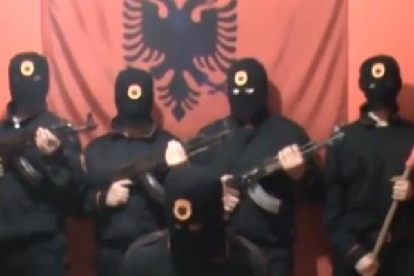 ISPRAVKA Netačne tvrdnje o snimku koji prikazuje navodne pretnje Albanaca