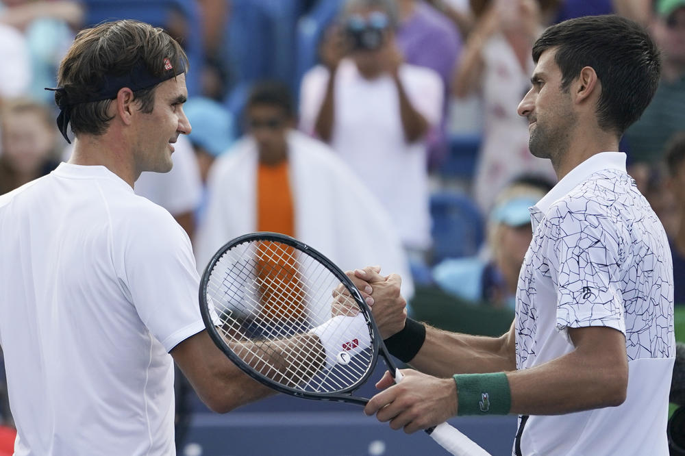ISTORIJSKI MOMENAT: Đoković i Federer igraju zajedno u dublu!