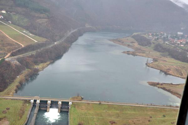 ALBANSKI SPECIJALCI ZAUZELI GAZIVODE: Pripadnici ROSU upali u hidrocentralu!