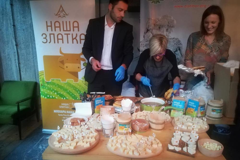 KOMPLET LEPINJA I KISELO MLEKO: Autentični zlatiborski proizvodi predstavljeni u centru Beograda! (FOTO) (VIDEO)