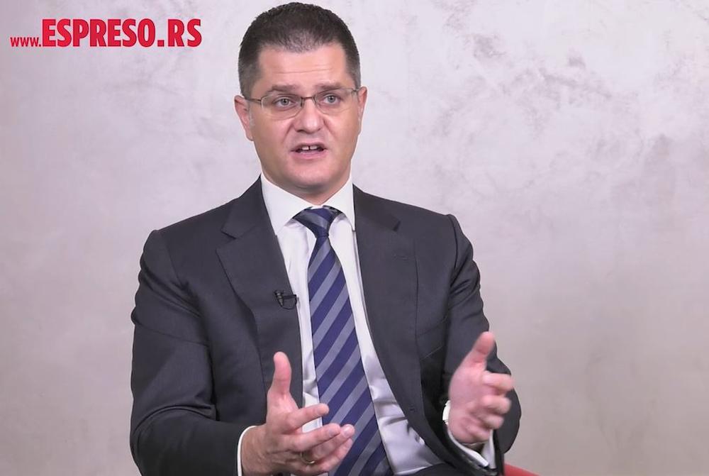 Predsednik Narodne stranke i predsedavajući Saveza za Srbiju Vuk Jeremić izjavio je da „lično više nije zainteresovan“ za funkcije  