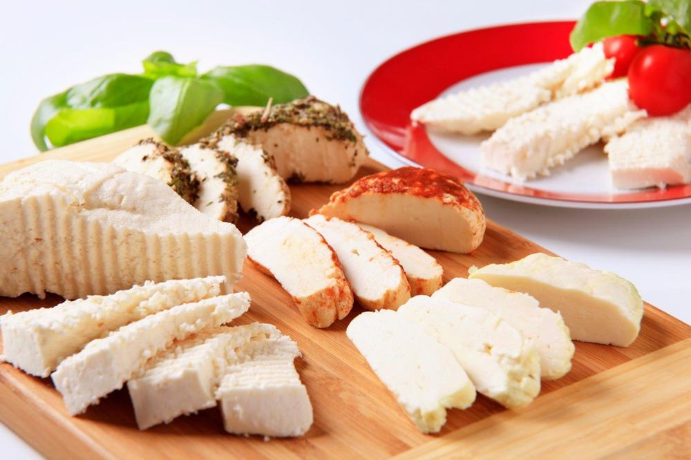 Proteinski obrok poput kotaž sira može da vam pomogne da ubrzate metabolizam i smršate  