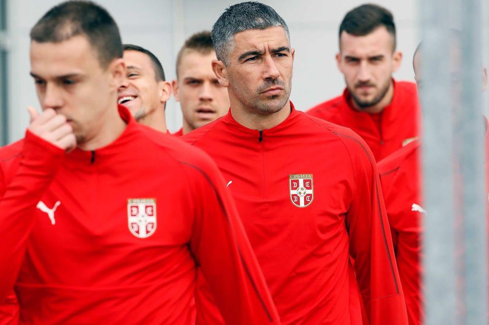 NAVIJAČI TERAJU KOLAROVA: Rimska tenzija - u Romi više nema mesta za kapitena reprezentacije Srbije!
