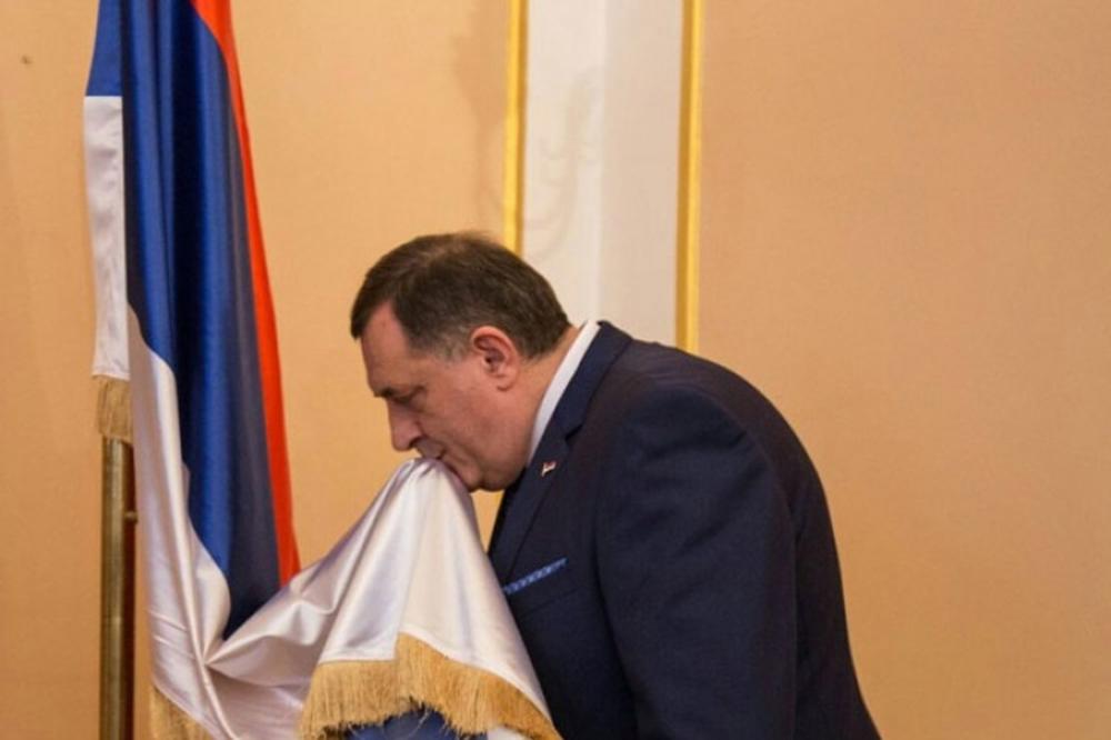SVE ĆU VAS ZAPALITI! Dodik dobio PRETNJE SMRĆU zbog zastave RS!