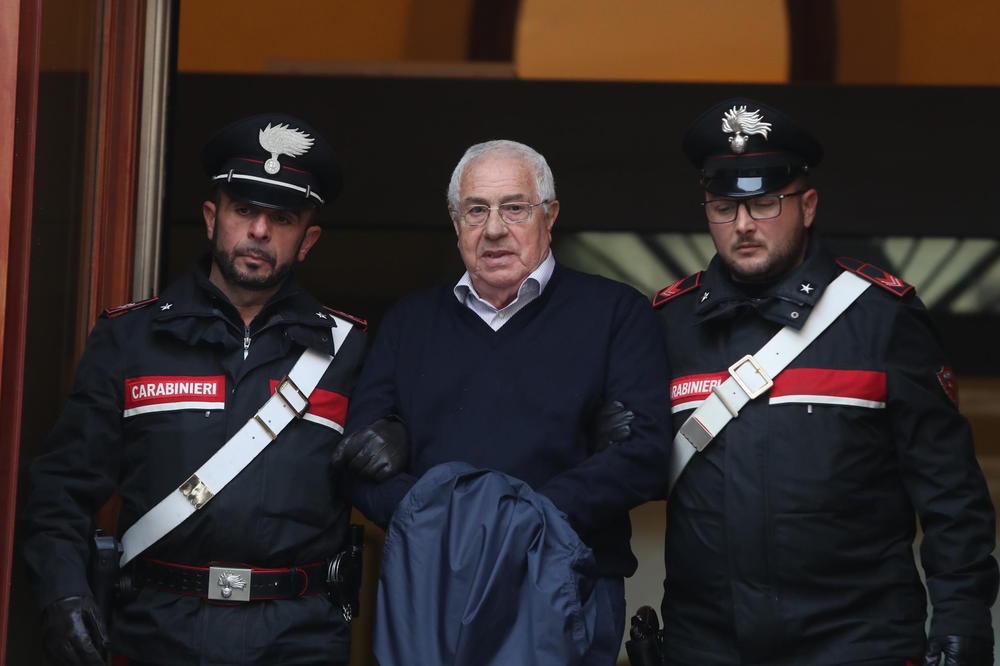 PAO PRVI ČOVEK KOZA NOSTRE!  Kum sicilijanske mafije uhapšen sa svojih 45 mafijaša! (VIDEO)