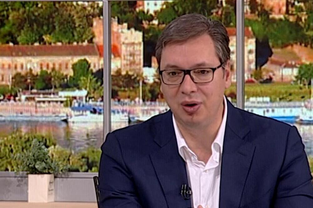 Aleksandar Vučić rekao je da će biti uskoro povećanje plata  