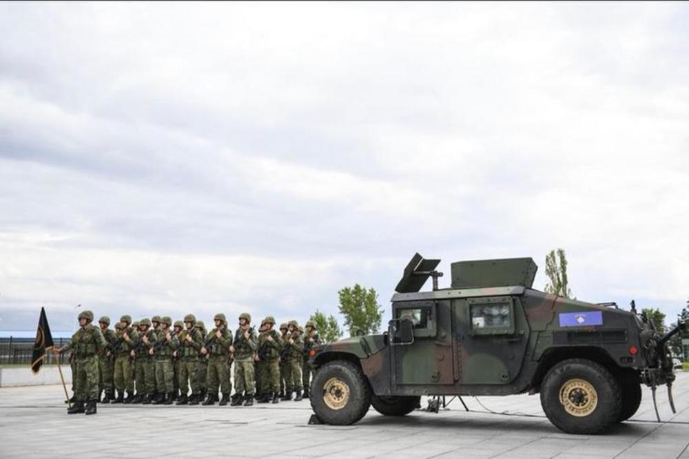 STIGLO POJAČANJE: Na Kosovo dovezena 24 vojna oklopna vozila iz SAD! IMAĆE POSEBNU NAMENU