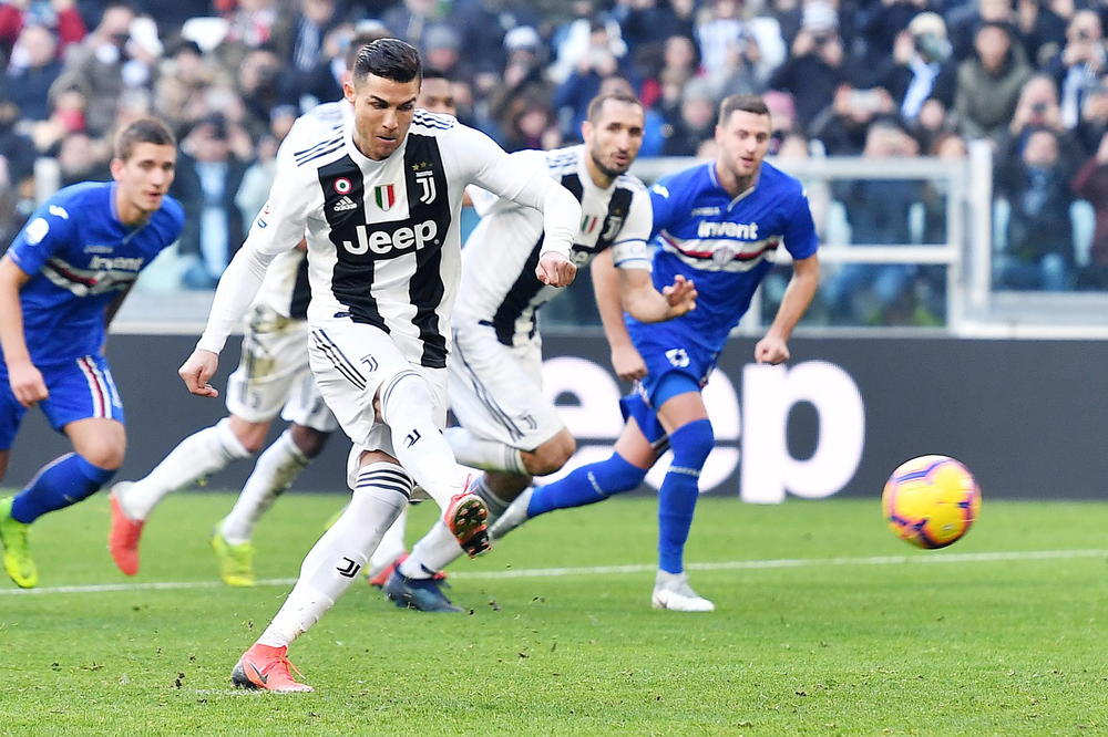 VARNIČILO U TORINU: Ronaldo je Juventusov heroj, prštali penali, VAR oteo bod Sampdoriji!