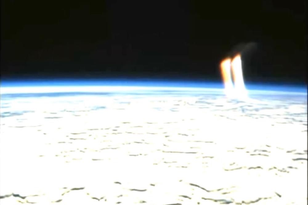 DA LI JE OVO ZNAK KATAKLIZME? Nasa je snimila nešto OGROMNO iznad naše planete i niko ne zna šta je (VIDEO)