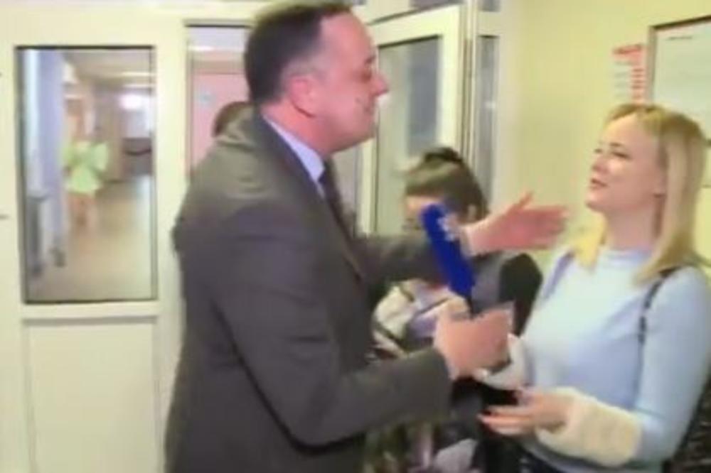 MINISTAR SE ZALETEO: Antić krenuo da poljubi novinarku, a njena reakcija se ŠIRI DRUŠTVENIM MREŽAMA! (VIDEO)