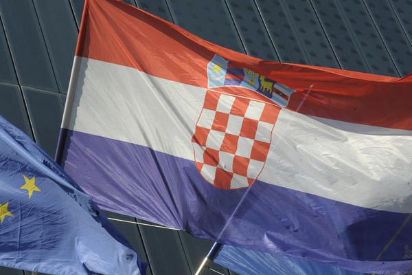 VIC DANA: Kako se na hrvatskom kaže bankomat?