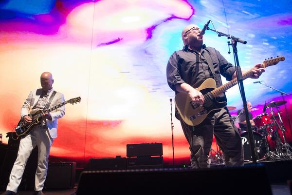 Legendarni rok bend Pixies objaviće novi album u septembru