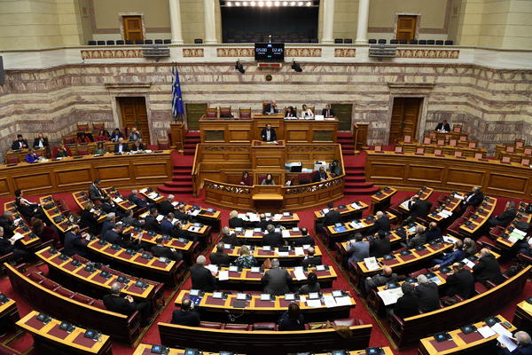 Poslanica u crnogorskom parlamentu: Srbija i Crna Gora u ekonomskom smislu "nebo i zemlja"