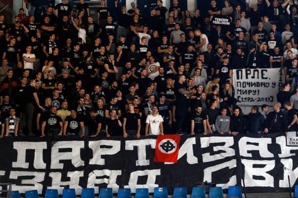 NEVIĐENA ZASTAVA GROBARA NA TRIBINI: Navijači iz susedne zemlje došli u Niš da pomognu Partizanu u odbrani titule!