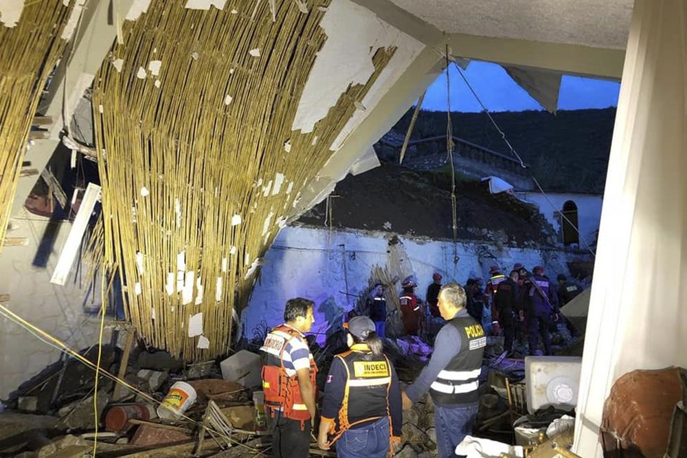 KATASTROFA U PERUU: Zid i krov hotela pali tokom svadbe, 15 mrtvih