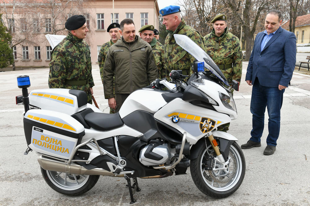 BIĆE OPREMLJENI NAJSAVREMENIJIM BORBENIM SREDSTVIMA: Posle 30 godina novi motocikli u Vojsci Srbije