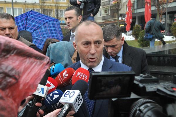 ZAŠTO ĆUTIŠ, RAMUŠE? Albanski mediji prozivaju Haradinaja, pitaju se ŠTA SE DEŠAVA U NJEGOVOJ GLAVI!