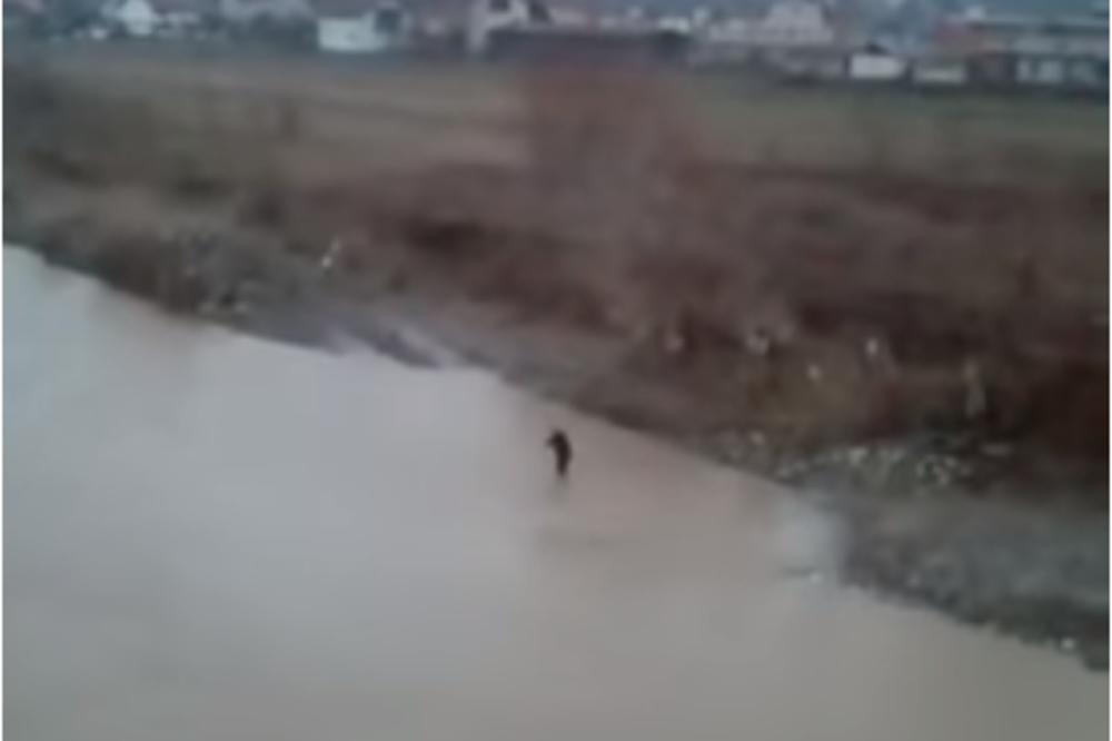 HOROR U DOBOJU: Žena ušla u reku i utopila se! (VIDEO)