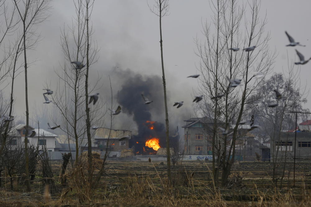 ODMAZDA INDIJE: Napali TERORISTE koji su im pobili 40 vojnika u Kašmiru!