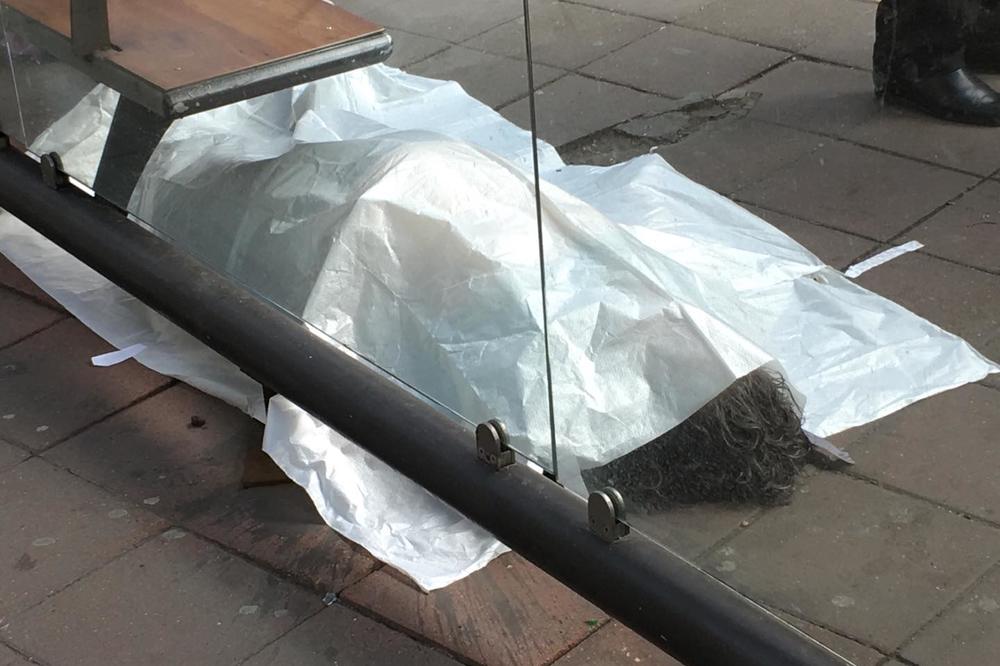 STRAŠNA SCENA NA NOVOM BEOGRADU: Čovek umro na autobuskoj stanici