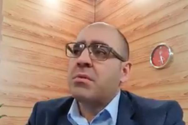 NEĆE DA MOŽE, PAJSERU GLUPI! Vladimir Đukanović pričao o priznanju Kosova, pa ga odvalili u komentarima (VIDEO)