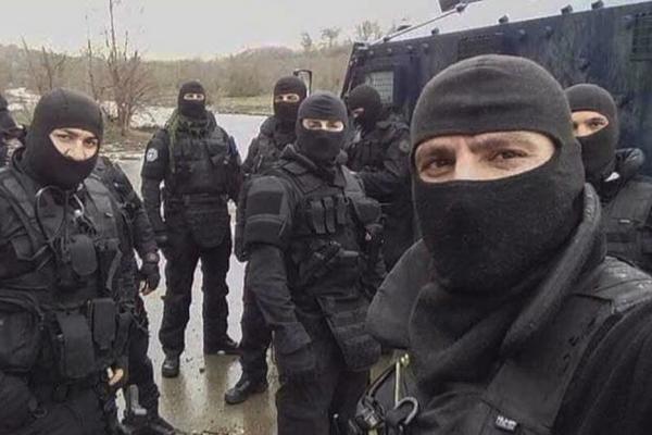 STRAVIČNE REČI I PROVOKACIJA ALBANSKOG DIREKTORA POLICIJE: Najavio je NOVI HAOS na SEVERU KOSOVA!