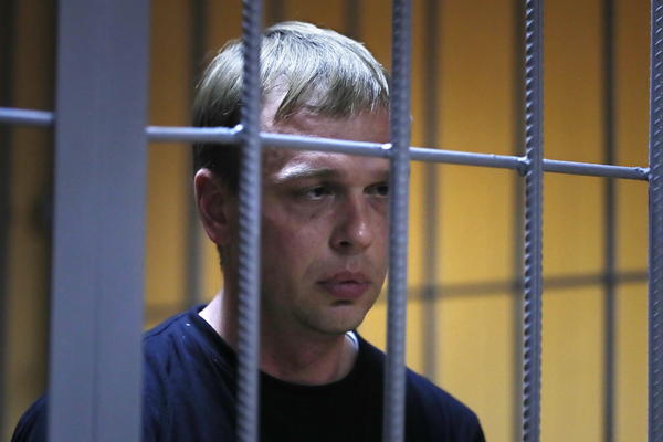 OSLOBOĐEN RUSKI NOVINAR KOJEM SU NAVODNO PRONAŠLI DROGU: Policija priznala da nema dokaza