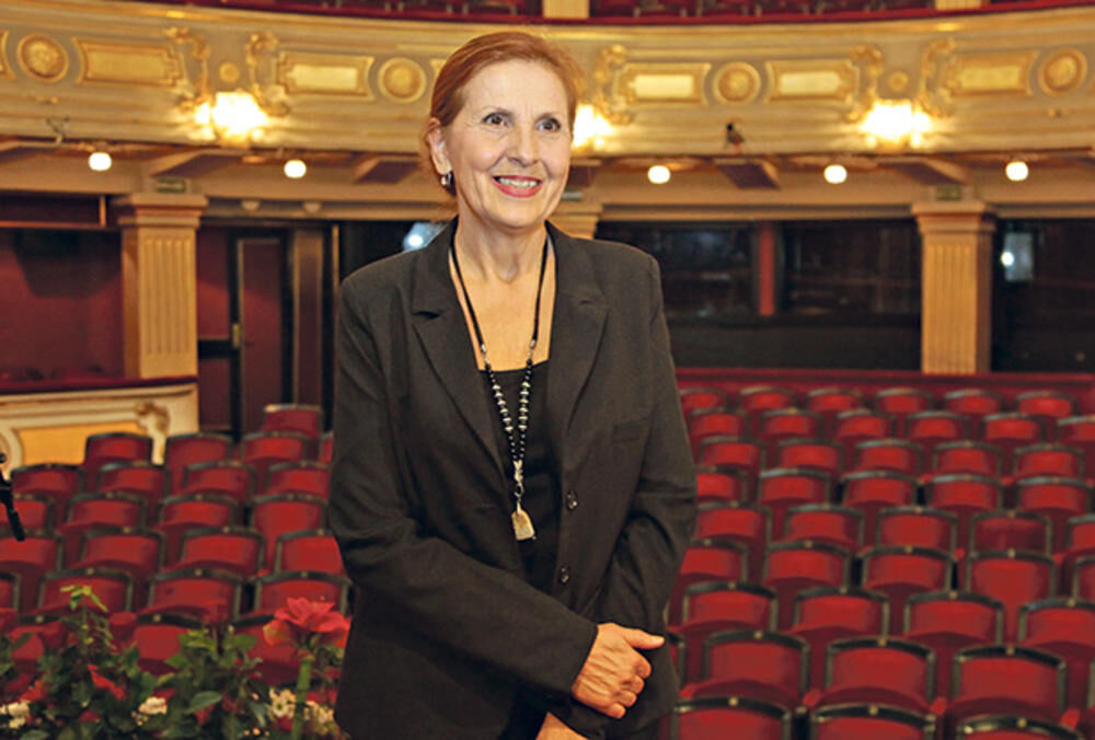 Olga Odanović je već godinama deo pozorišta „Boško Buha“, a od 2006. godine bila je prvakinja drame Narodnog pozorišta.