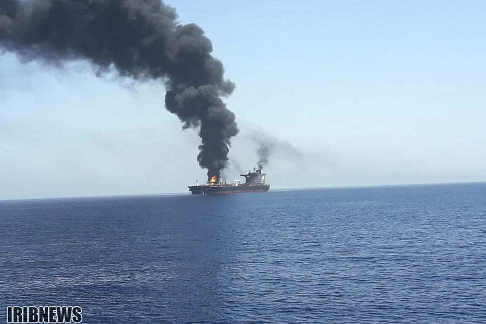 NOVE TENZIJE NA BLISKOM ISTOKU: Napadnut iranski tanker! (VIDEO)