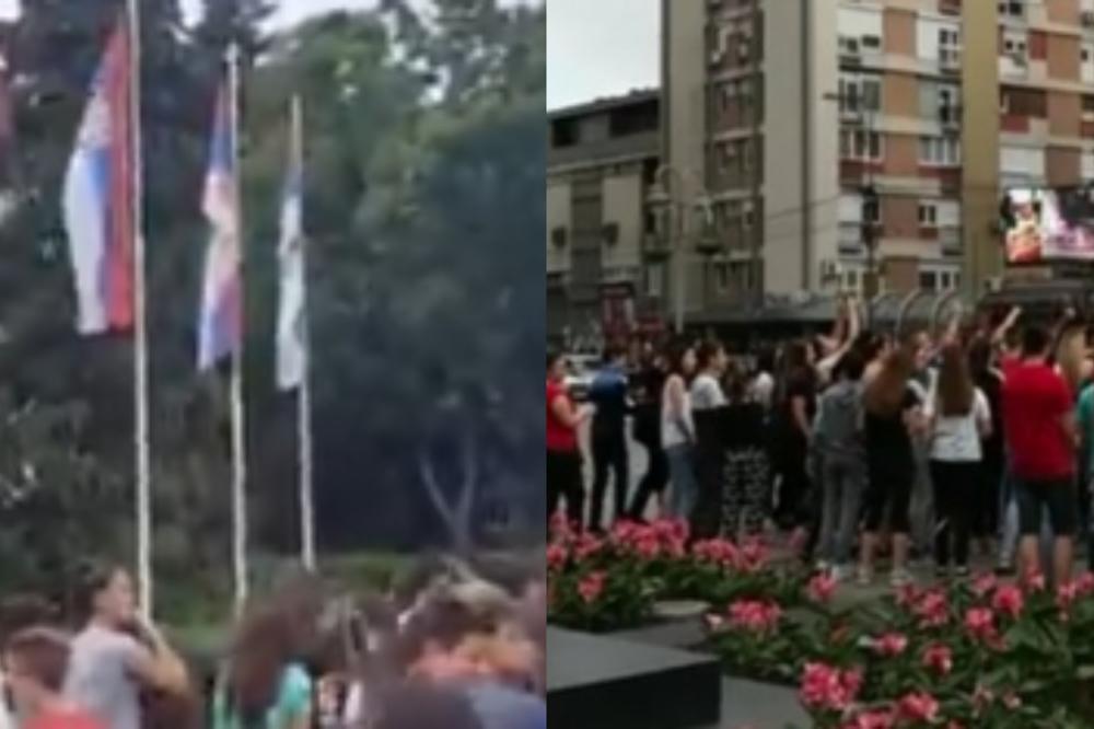 BEOGRADSKIM MATURANTIMA SE PRIDRUŽILI DRUGARI ŠIROM SRBIJE: Protestovali u Novom Sadu, Kragujevcu, Nišu i Kruševcu