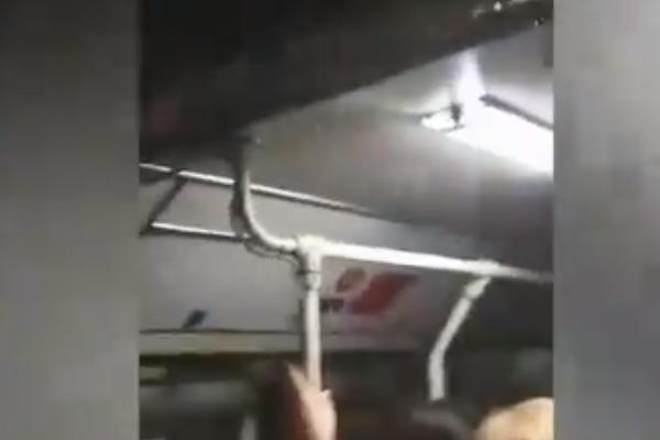 GDE JE SAD KONTROLA? NEMA KIŠOBRAN? Kiša je sinoć pljuštala u Beogradu, ali i u autobusu 706 (VIDEO)
