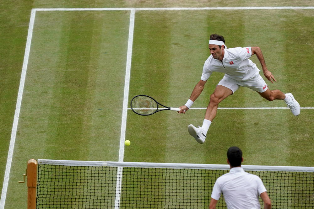 ODJEKNULA JE BOMBA: Rodžer Federer najavio kraj karijere!