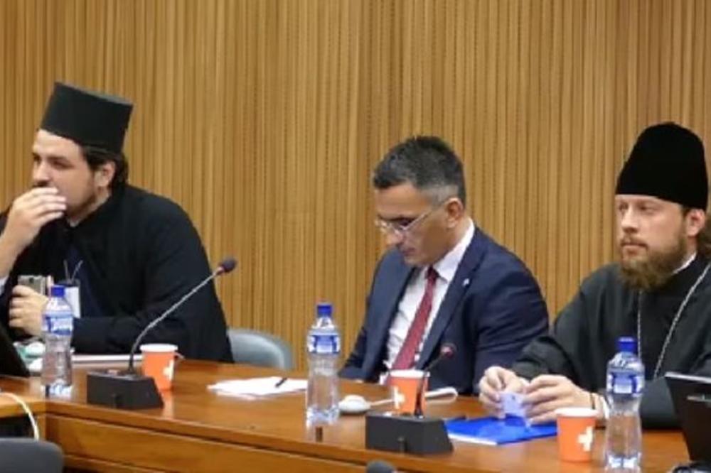 SPC NIJE CRKVA! SKANDAL NA SEDNICI SAVETA U UN: Crnogorski ambasador izvređao đakona srpske pravoslavne crkve
