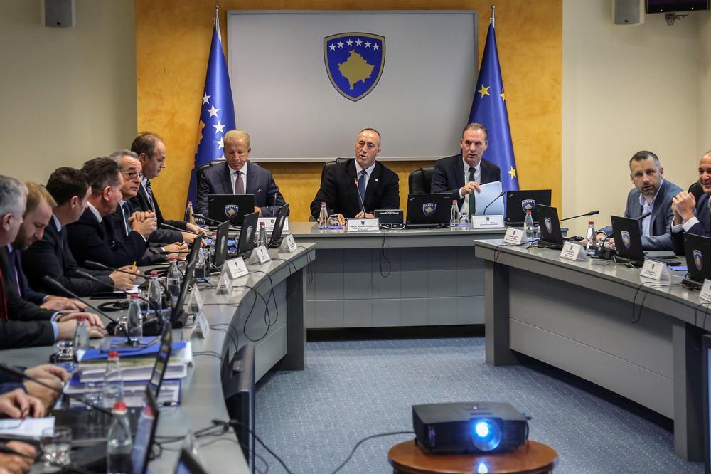 HARADINAJ ODLUČIO DA BLOKIRA CELO KOSOVO: Ovo je URADIO na sastanku sa MINISTRIMA, na potezu je TAČI